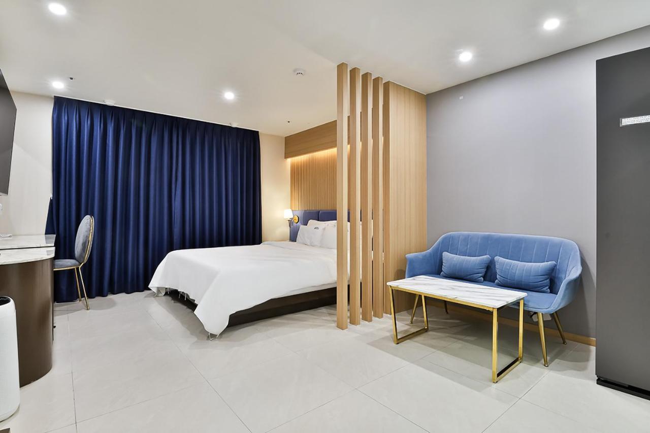 Hotel Palace גייאונגג'ו מראה חיצוני תמונה